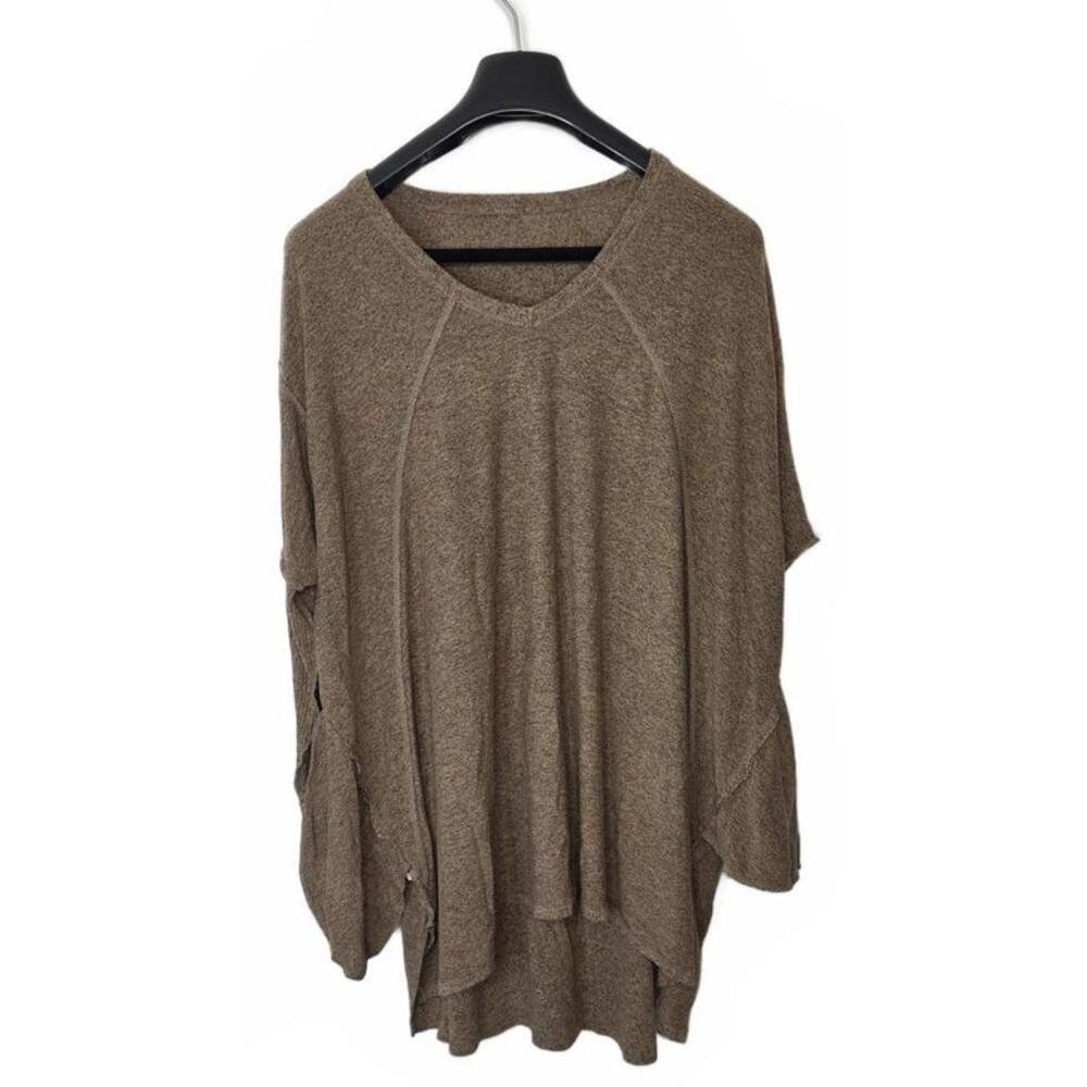 😀Shannon Passero Oversize Lightweight Sweater With 3/4 Fitted Sleeves One size